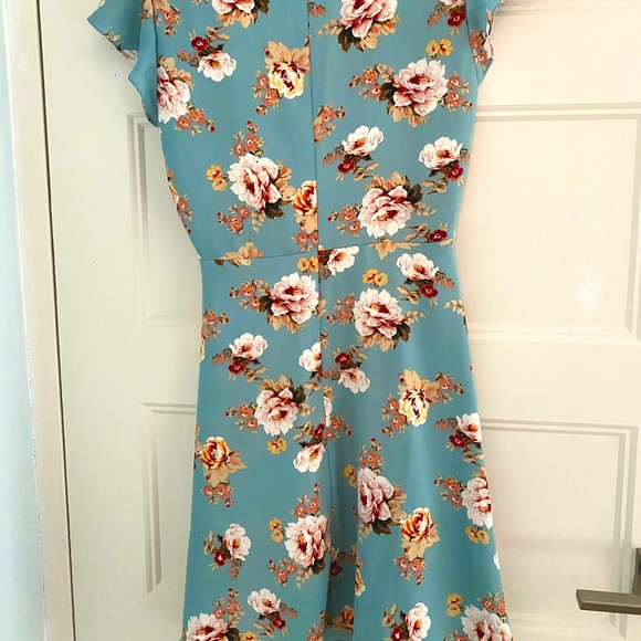 FLORAL DRESS - Picture 2 of 4